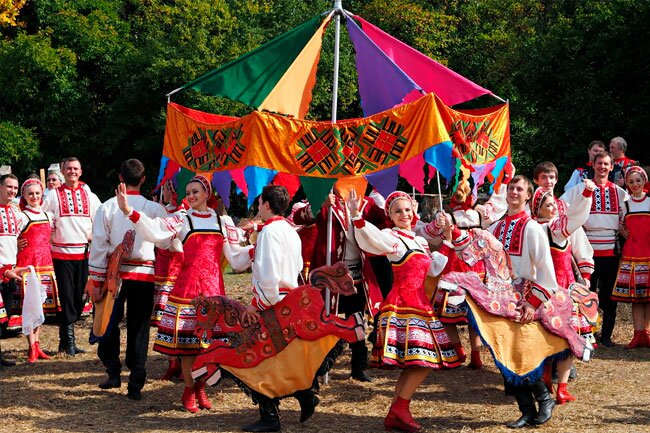 VI Международный фольклорно-гастрономический фестиваль «КухонЪ» в Ивановской области